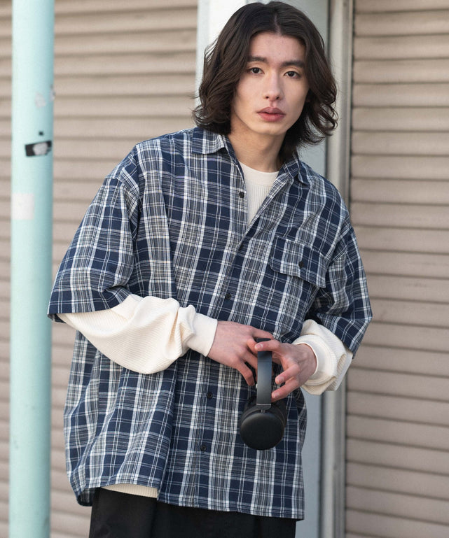 ブルーチェック1 モデル：182cm L着用