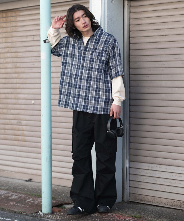 ブルーチェック1 モデル：182cm L着用