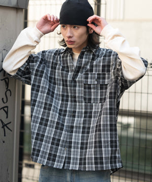 ブラックチェック1 モデル：182cm L着用