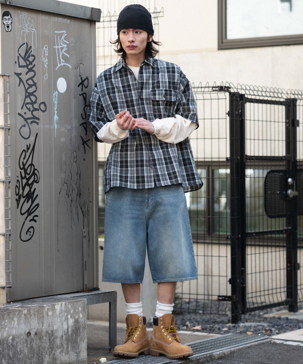 ブラックチェック1 モデル：182cm L着用