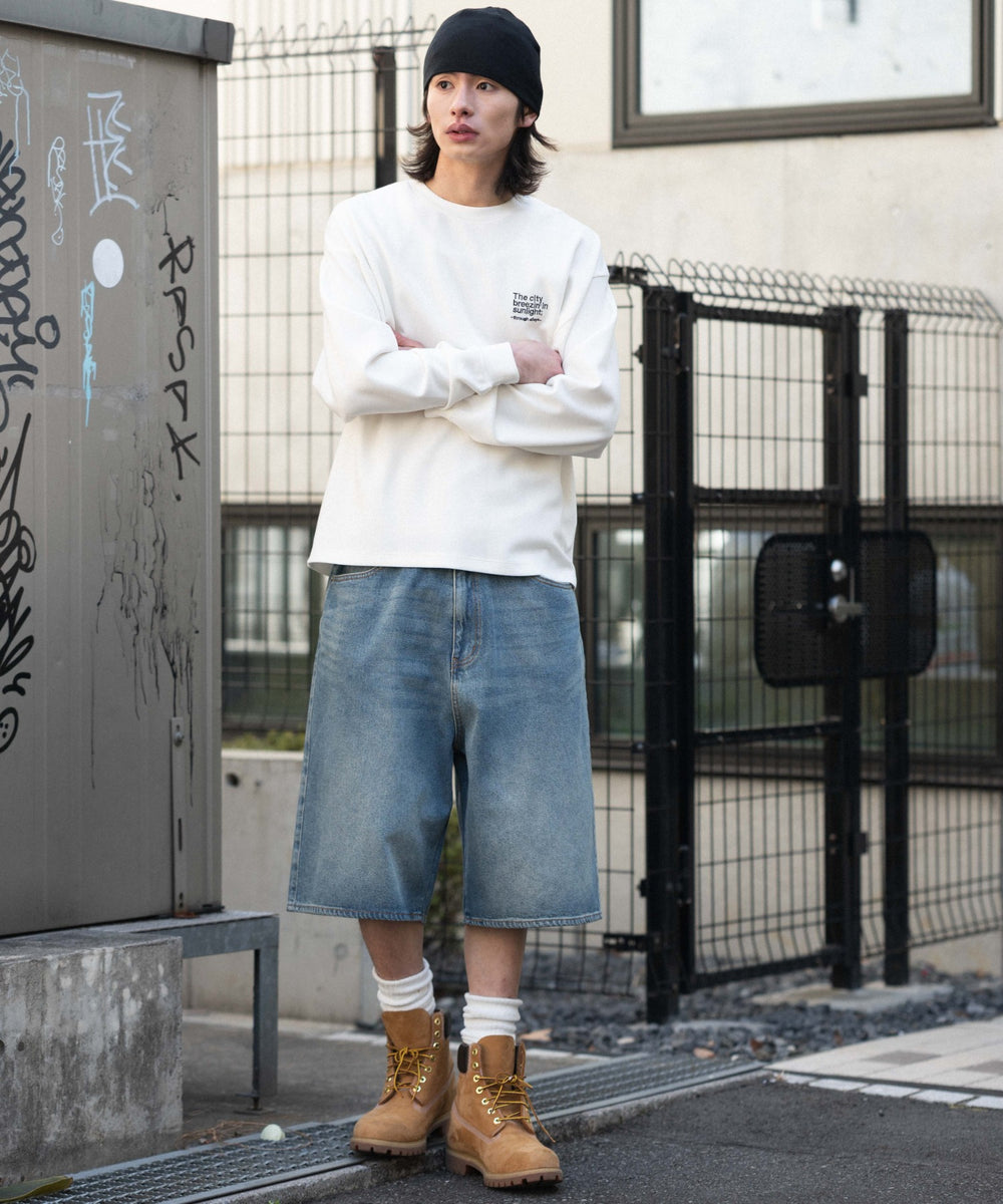 ホワイト モデル：182cm L着用