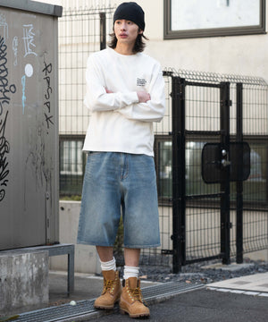 ホワイト モデル：182cm L着用