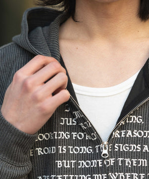 メッシュZIPパーカー