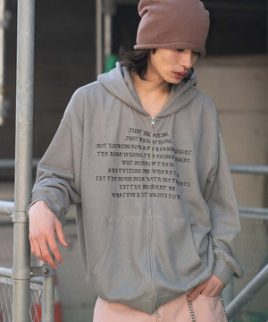 グレー モデル：182cm L着用