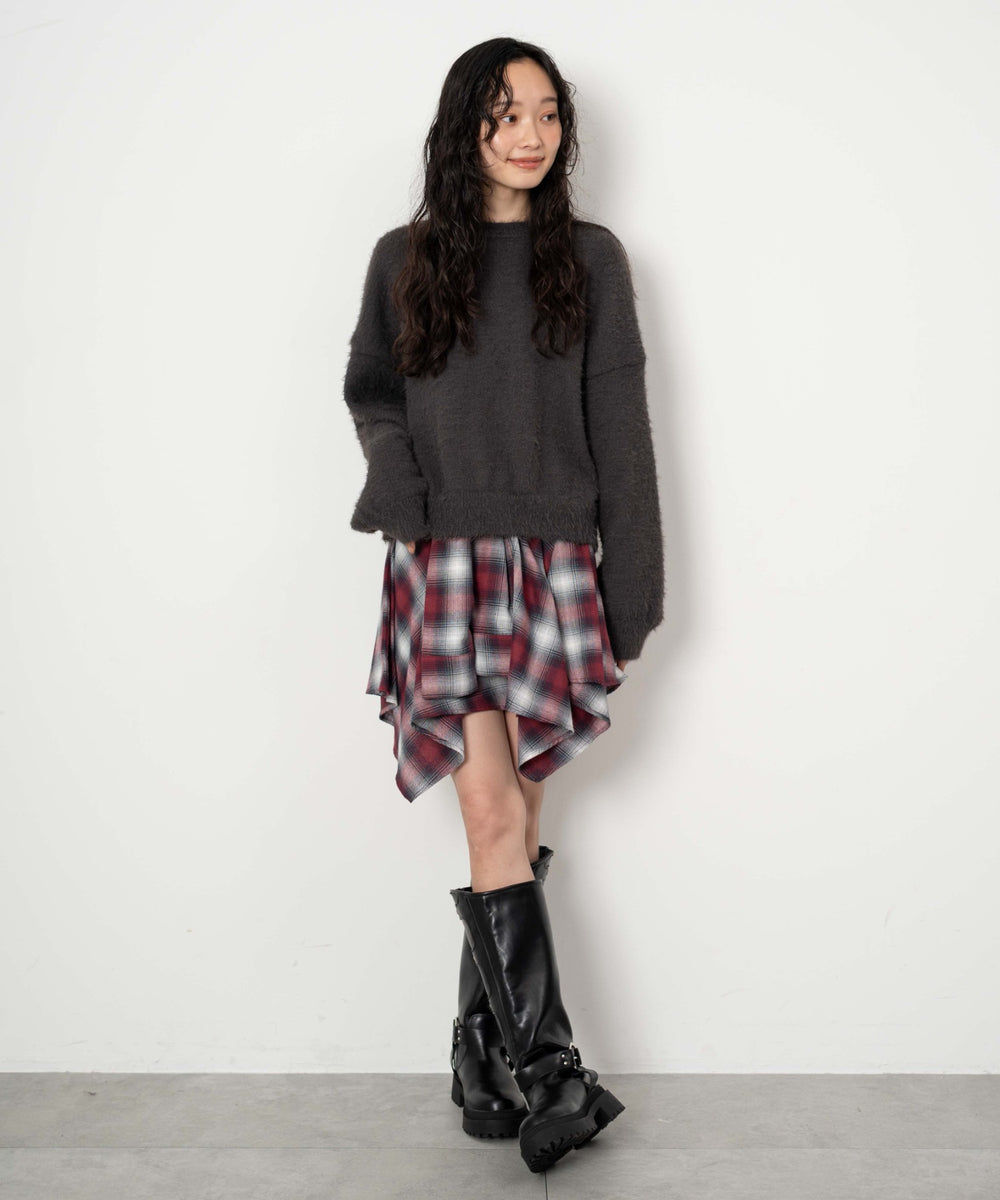 チャコール　モデル：161cm F着用