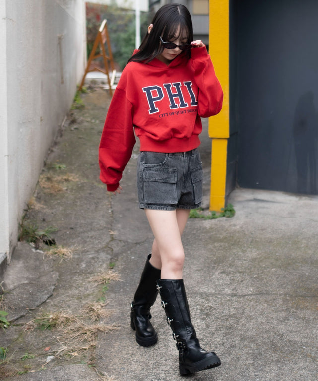 レッド　モデル：159cm F着用