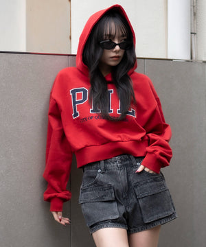 レッド　モデル：159cm F着用