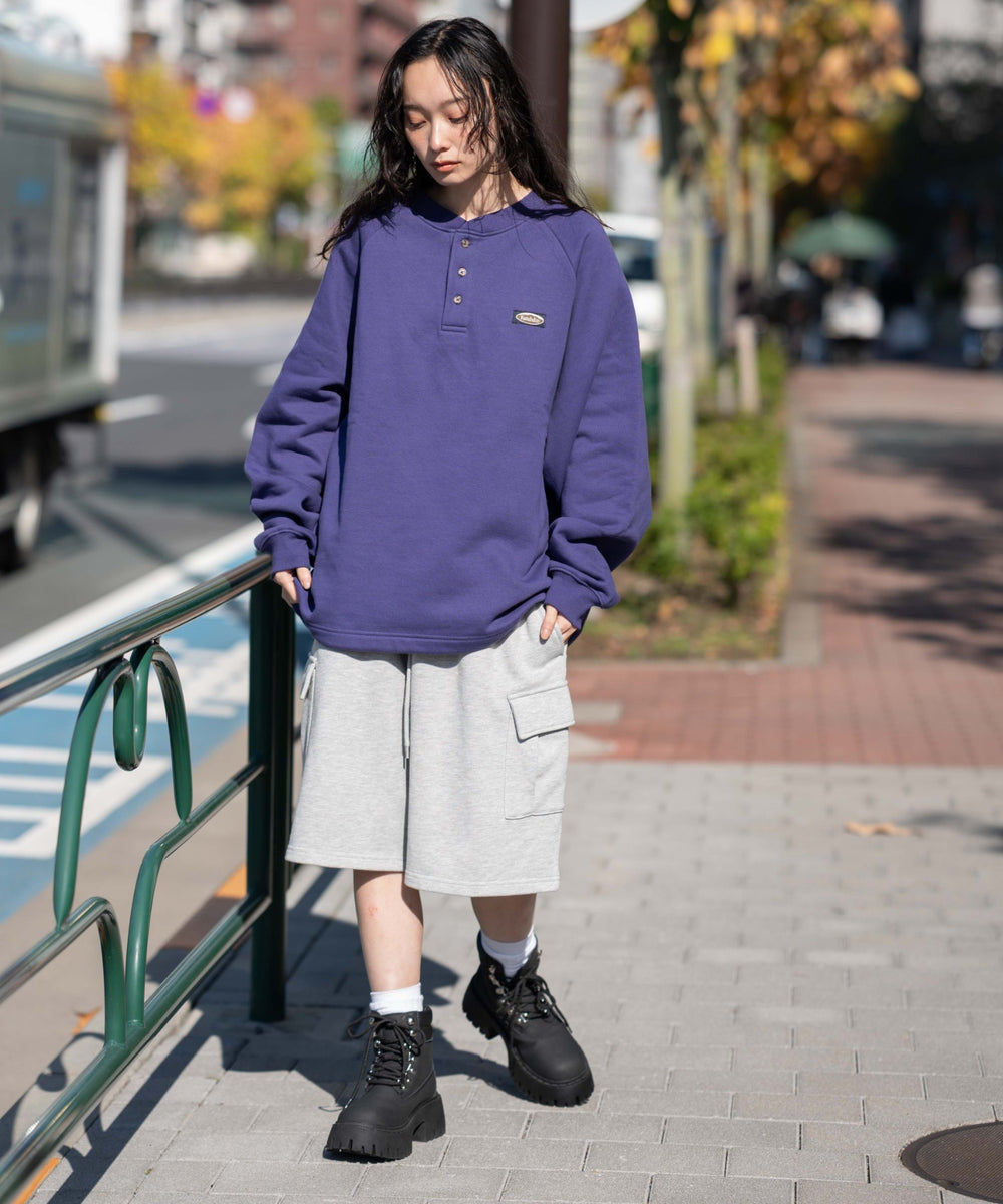 パープル　モデル：161cm M着用