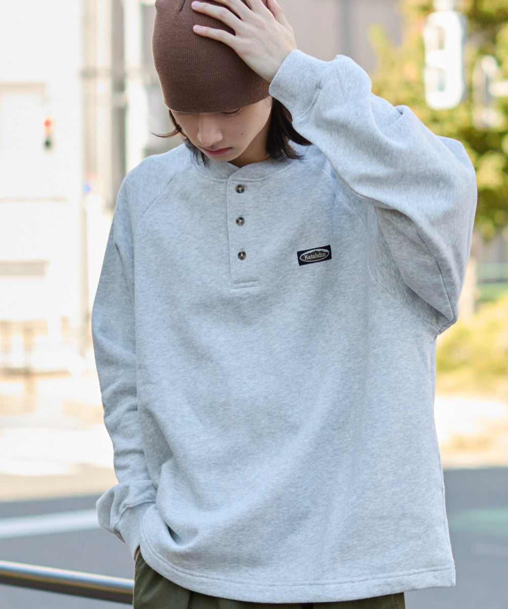 アッシュグレー モデル：175cm L着用