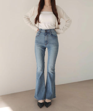 デニム中濃 モデル：160cm M着用