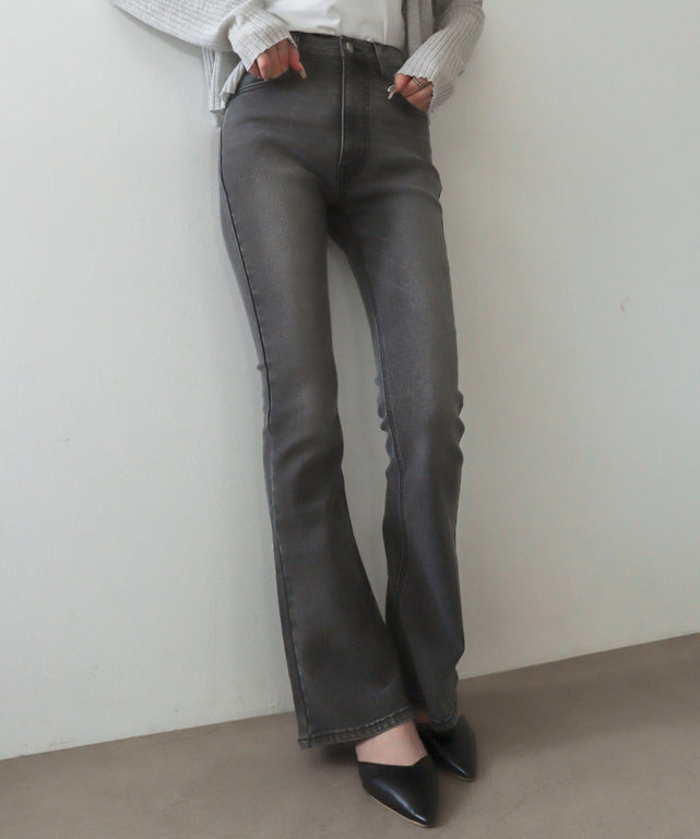 デニムブラックソノタ モデル：160cm M着用