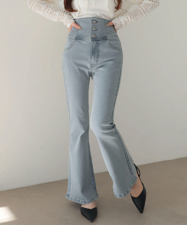 デニム淡加工　モデル：160cm M着用