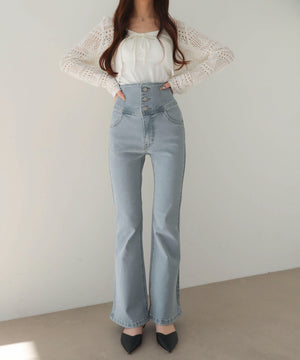 デニム淡加工　モデル：160cm M着用