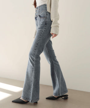 デニム中濃加工　モデル：160cm M着用