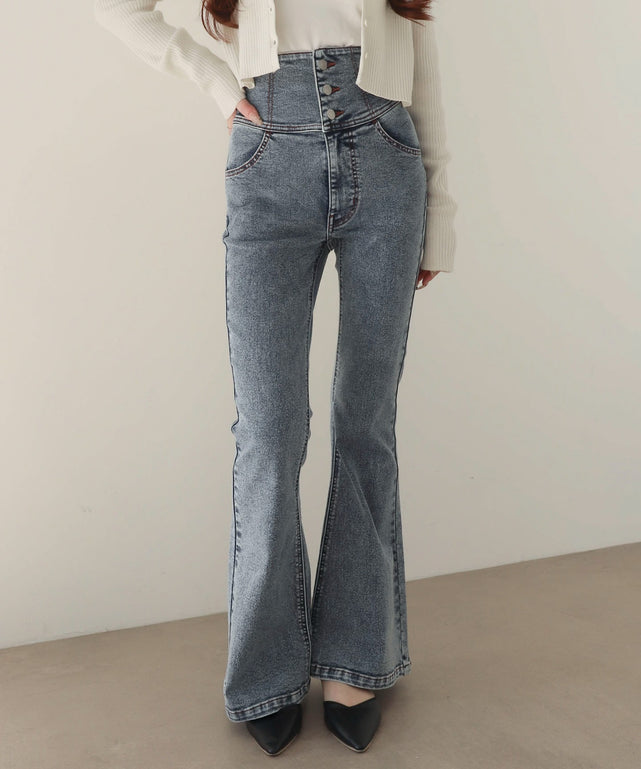 デニム中濃加工　モデル：160cm M着用