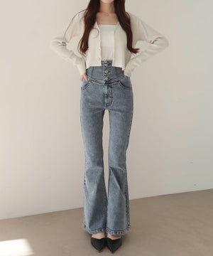 デニム中濃加工　モデル：160cm M着用