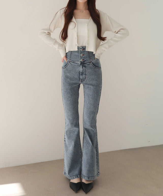 デニム中濃加工　モデル：160cm M着用