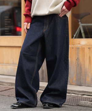 デニムインディゴ モデル：180cm L着用