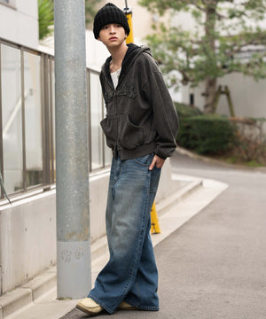 デニム中濃加工 モデル：180cm L着用