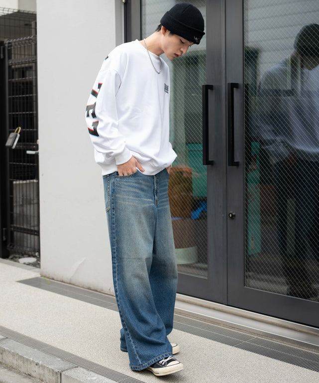 デニム中濃加工 モデル：180cm L着用