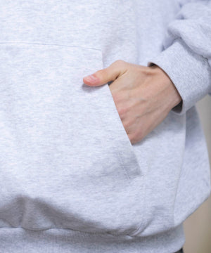 グラフィックロゴプルパーカー