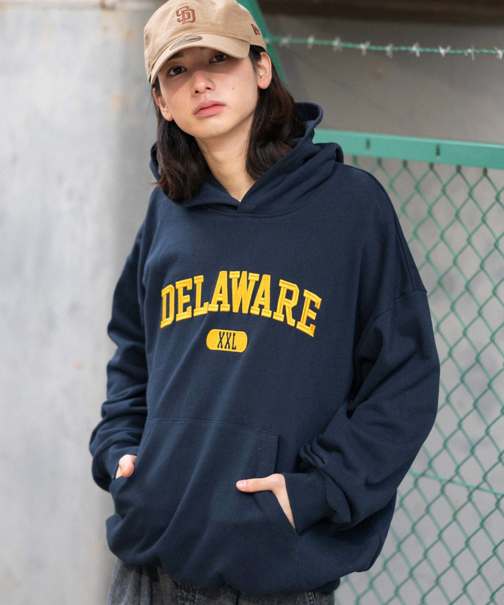 ネイビー モデル：175cm L着用