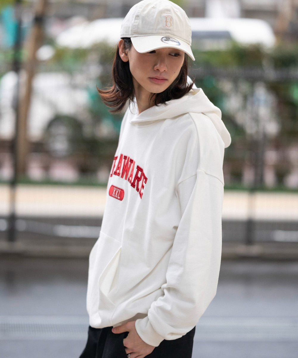 ホワイト モデル：175cm L着用