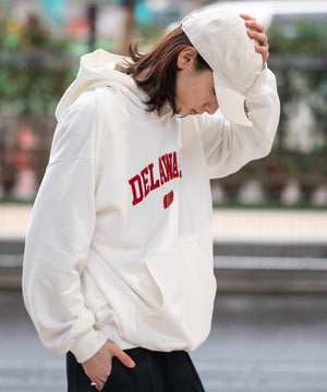 ホワイト モデル：175cm L着用