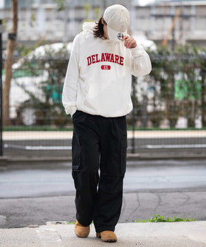 ホワイト モデル：175cm L着用