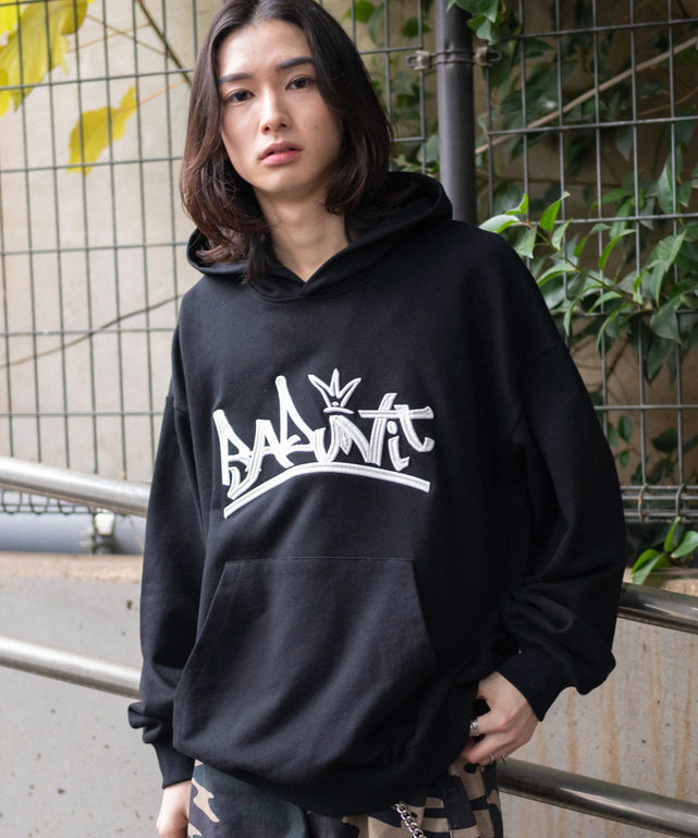 ブラック モデル：175cm L着用