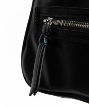 チャーム付きハトメベルトバッグ