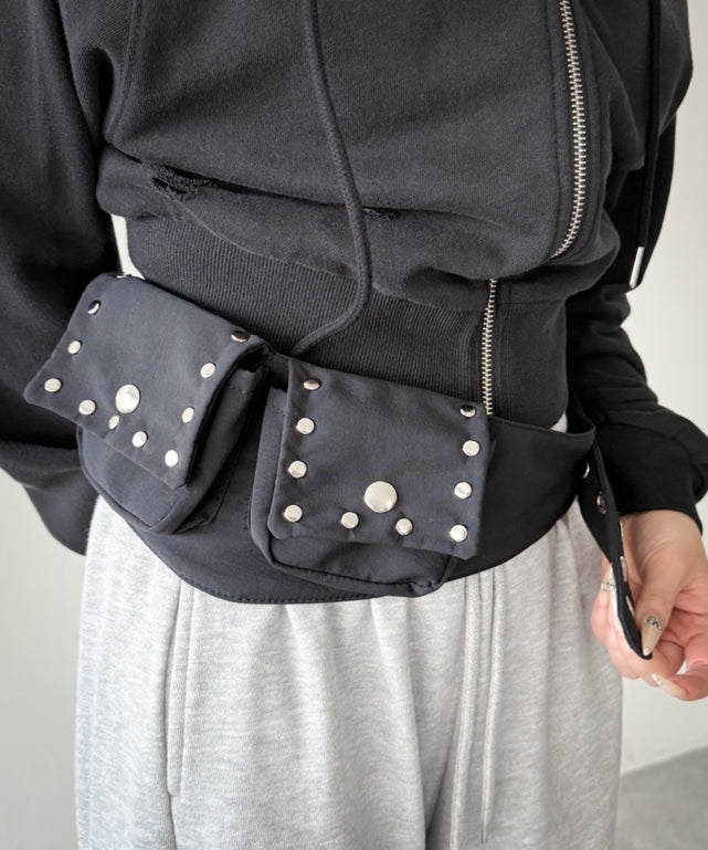 スタッズウエストマークポーチ/ブラック