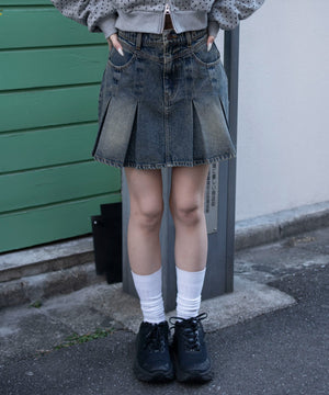 デニム中濃加工　モデル：159cm M着用