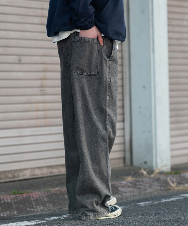 グレー モデル：182cm L着用