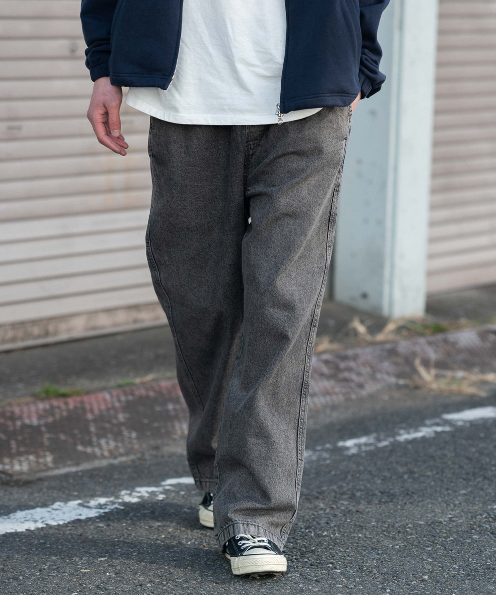 グレー モデル：182cm L着用