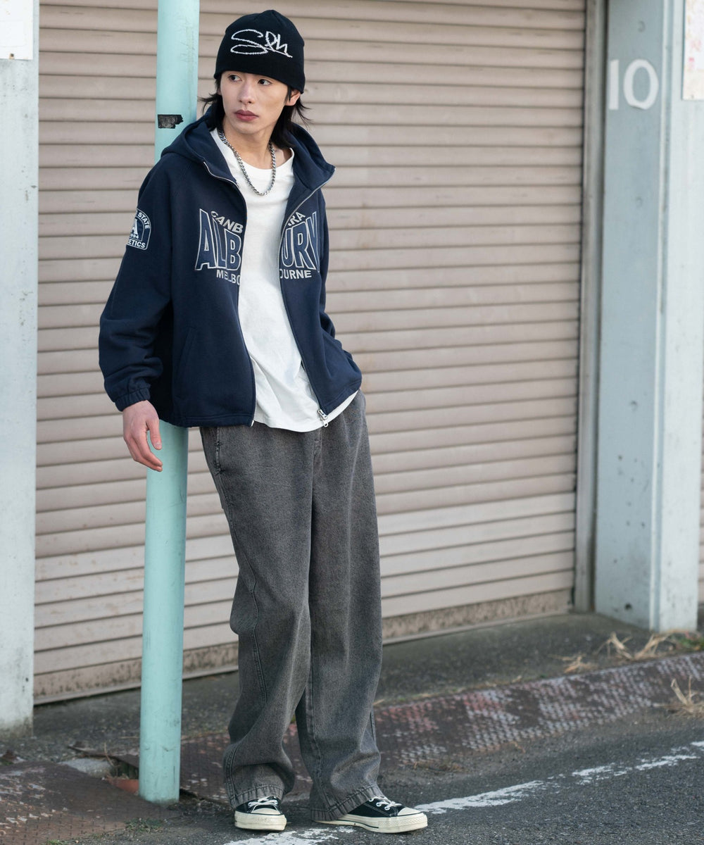 グレー モデル：182cm L着用