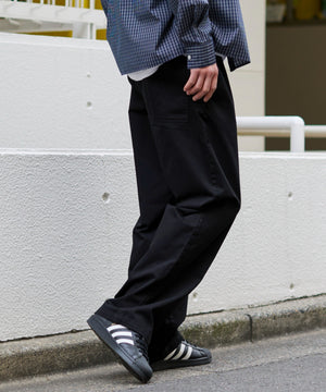 ブラック モデル：181cm L着用