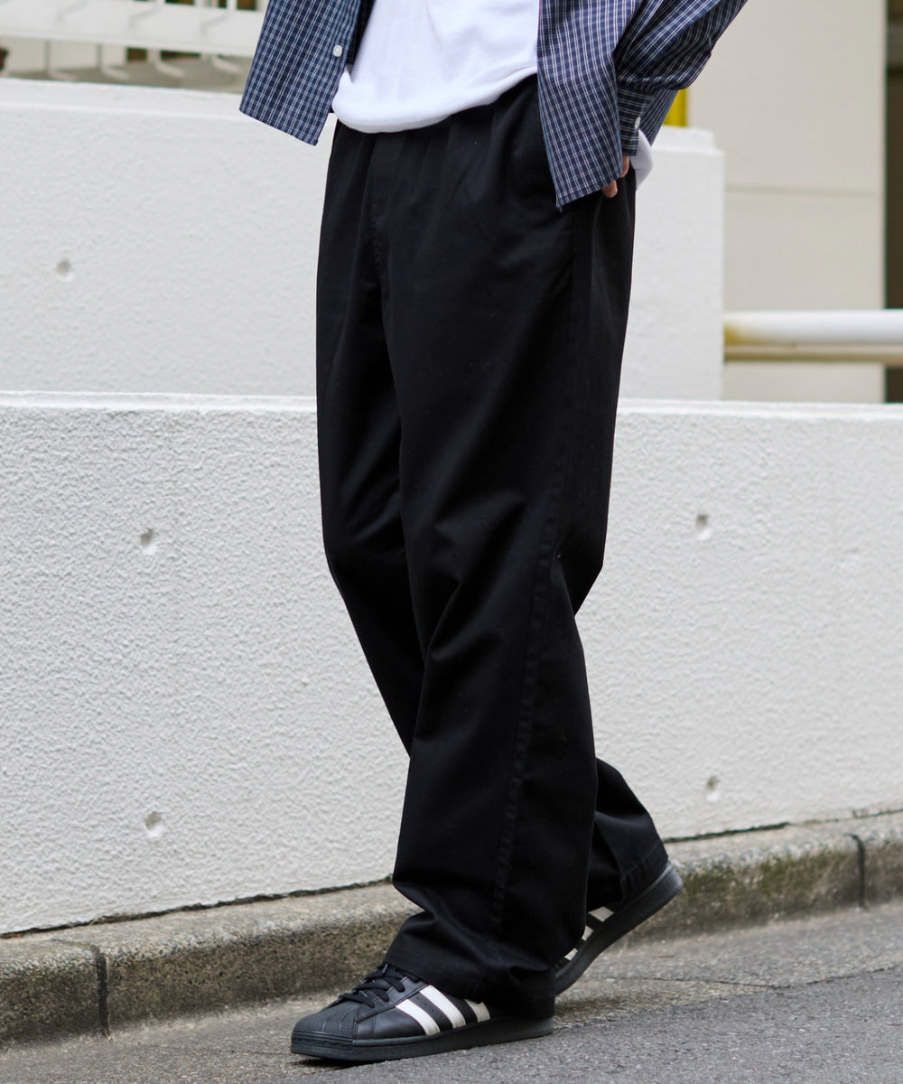 ブラック モデル：181cm L着用