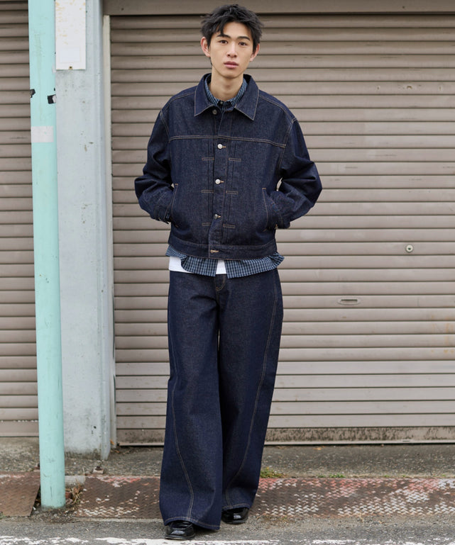 デニムインディゴ モデル：181cm L着用