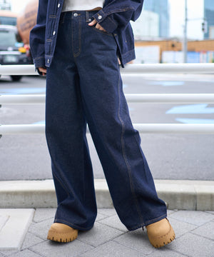 デニムインディゴ モデル：160cm M着用