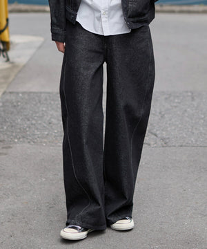 デニムブラック モデル：181cm L着用