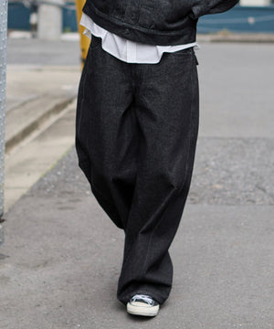 デニムブラック モデル：181cm L着用