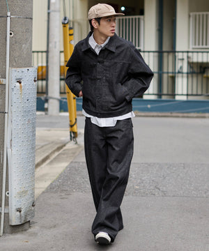 デニムブラック モデル：181cm L着用