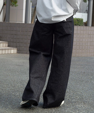 デニムブラック モデル：175cm L着用