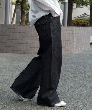 デニムブラック モデル：175cm L着用