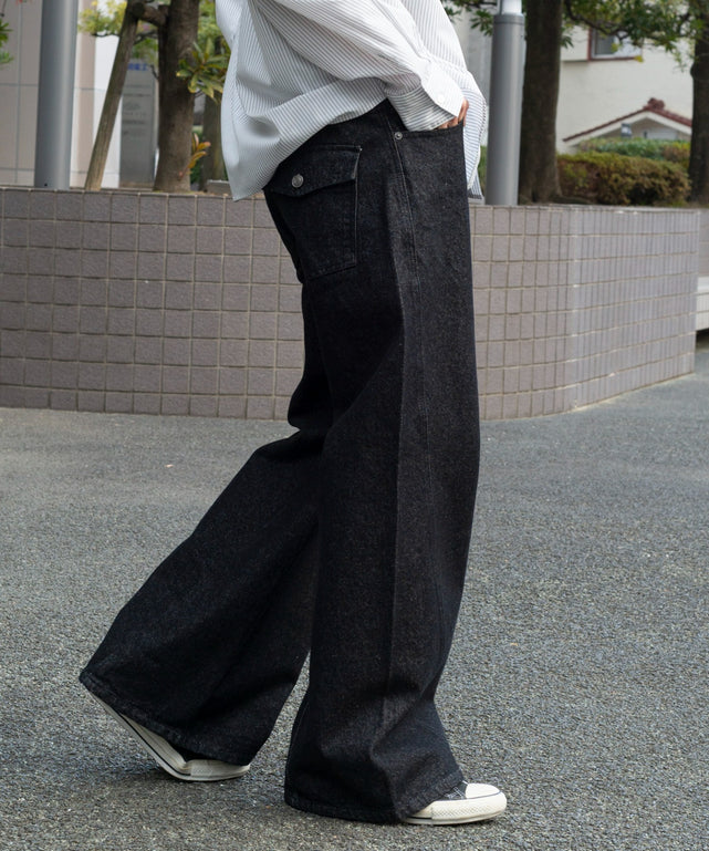 デニムブラック モデル：175cm L着用