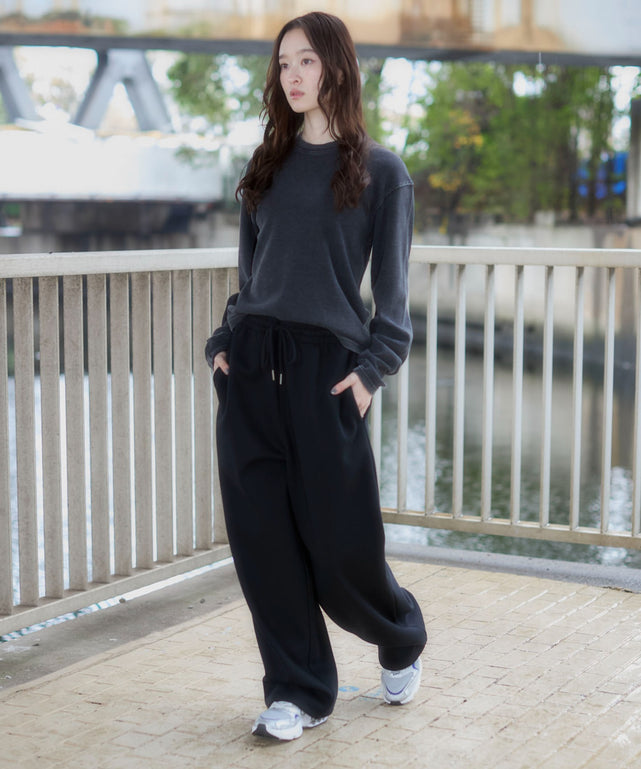 ブラック　モデル：163cm M着用