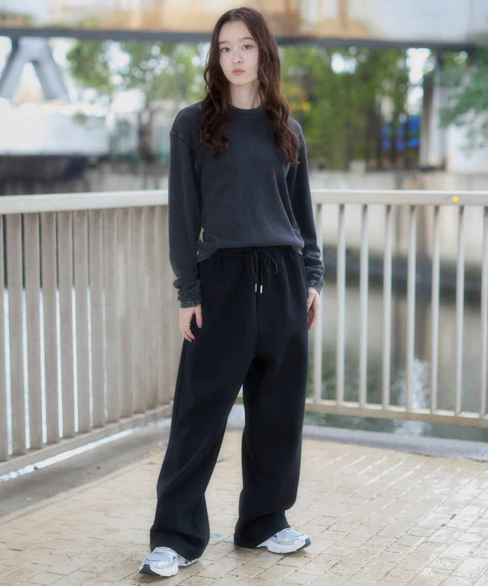 ブラック　モデル：163cm M着用