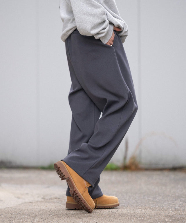 チャコール モデル：175cm L着用