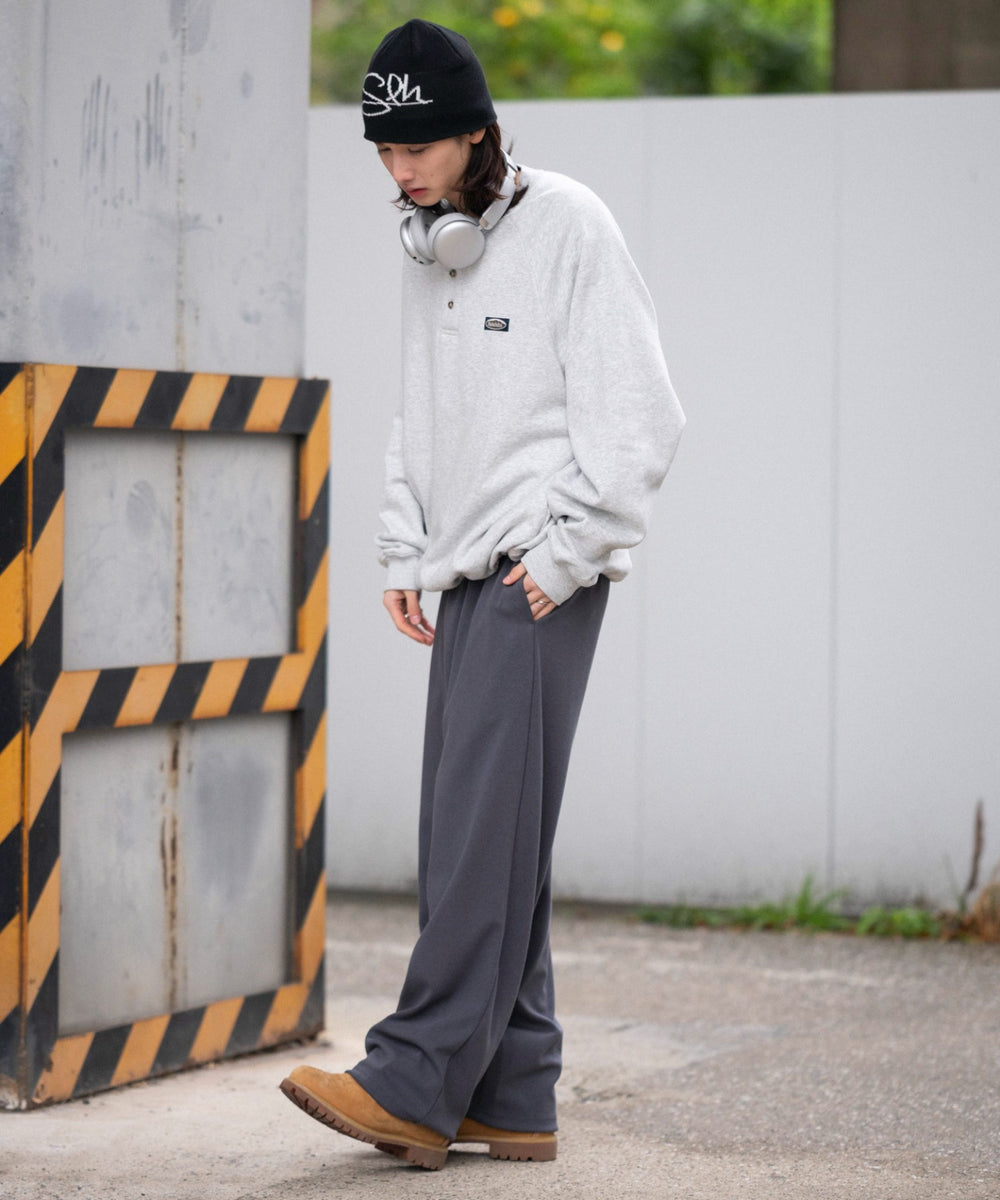 チャコール モデル：175cm L着用